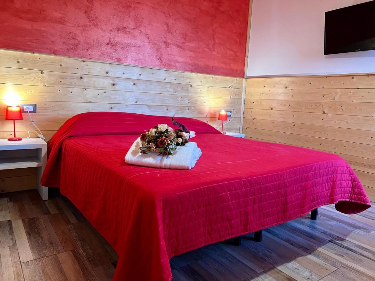 Agriturismo Le Essenze - Terrazza Sulla Romagna Cesena Ngoại thất bức ảnh