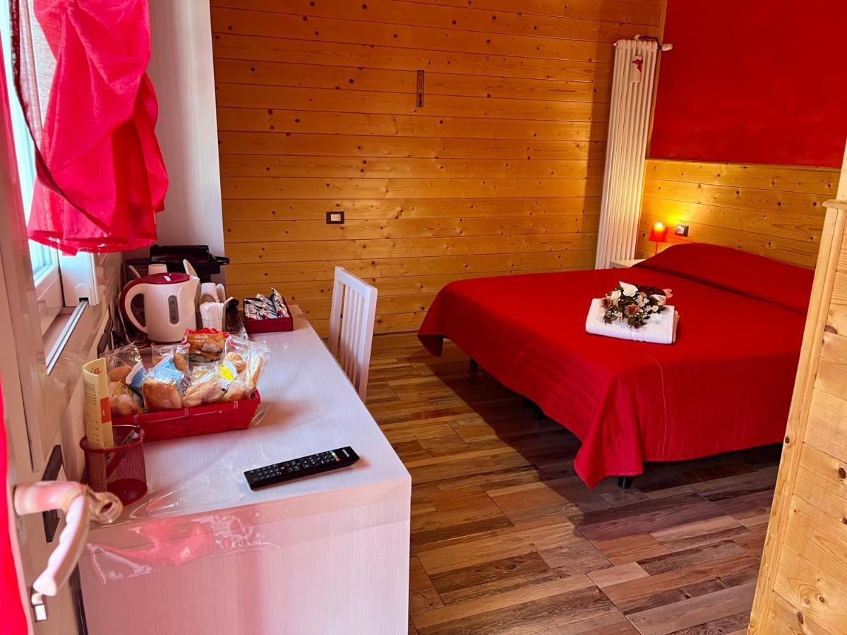 Agriturismo Le Essenze - Terrazza Sulla Romagna Cesena Ngoại thất bức ảnh